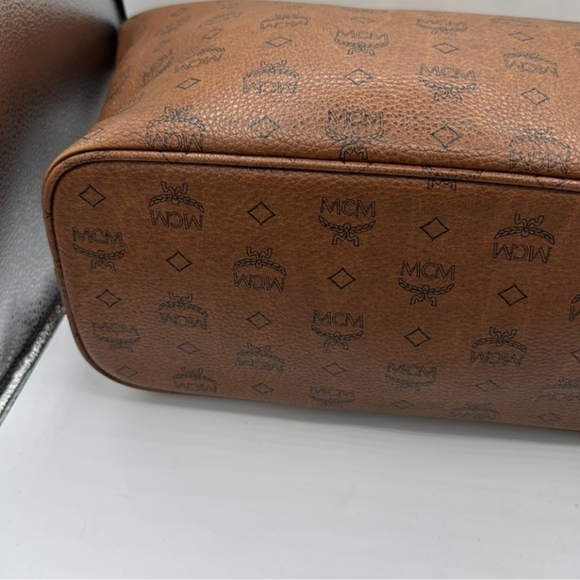 MCM Visetos Dog Bone Shopper Tote Brown - Picture 5 of 6